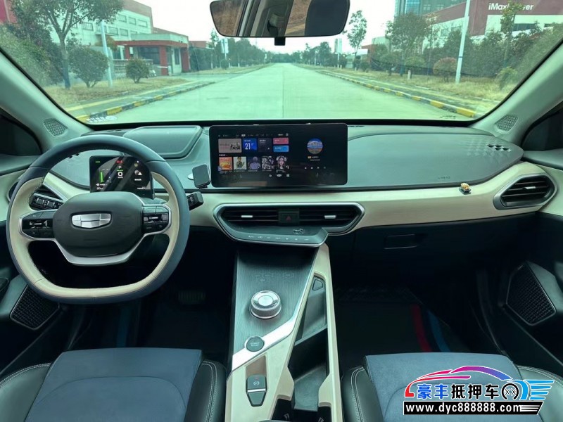 22年吉利几何轿车抵押车出售