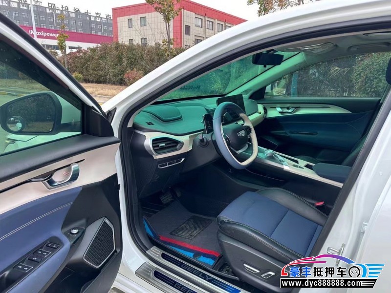 22年吉利几何轿车抵押车出售