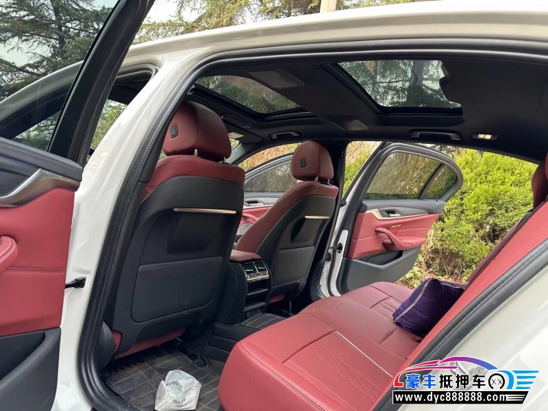 23年宝马5系轿车抵押车出售