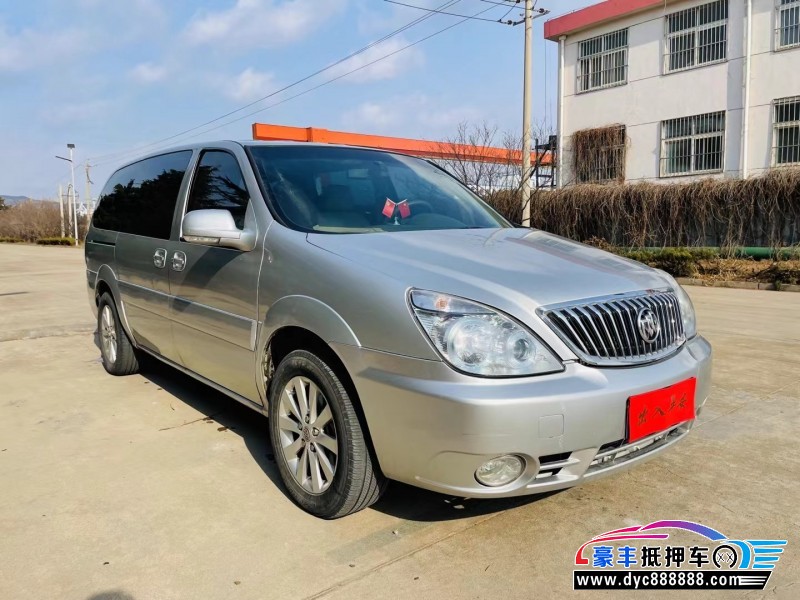 17年别克GL8轿车抵押车出售