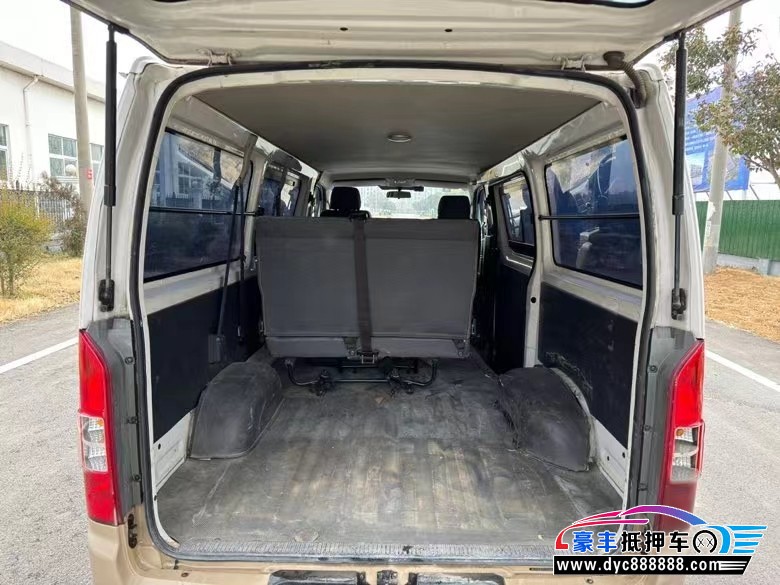 18年福田风景G7轿车抵押车出售