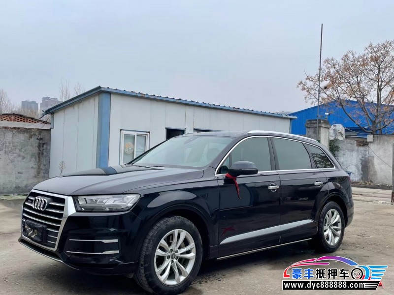 17年奥迪Q7轿车抵押车出售