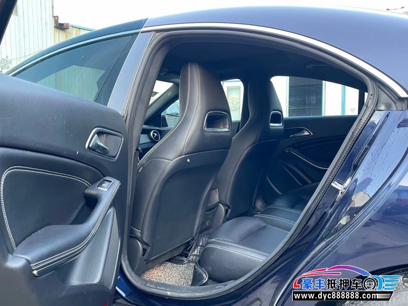 18年奔驰CLA轿车抵押车出售