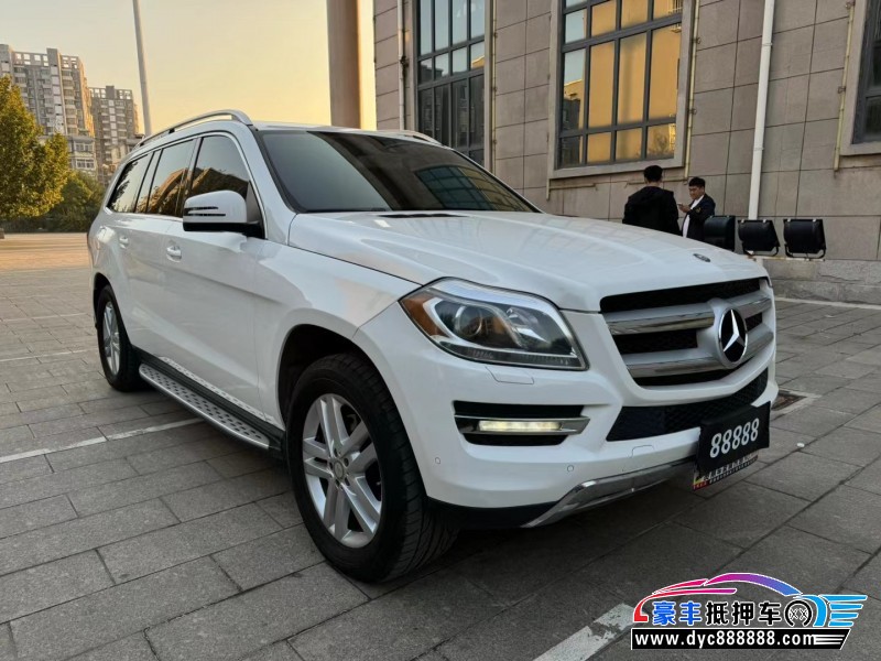 14年奔驰GL轿车抵押车出售