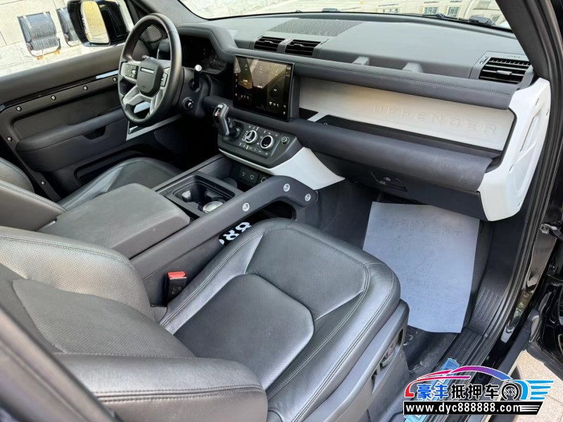 23年路虎卫士轿车抵押车出售