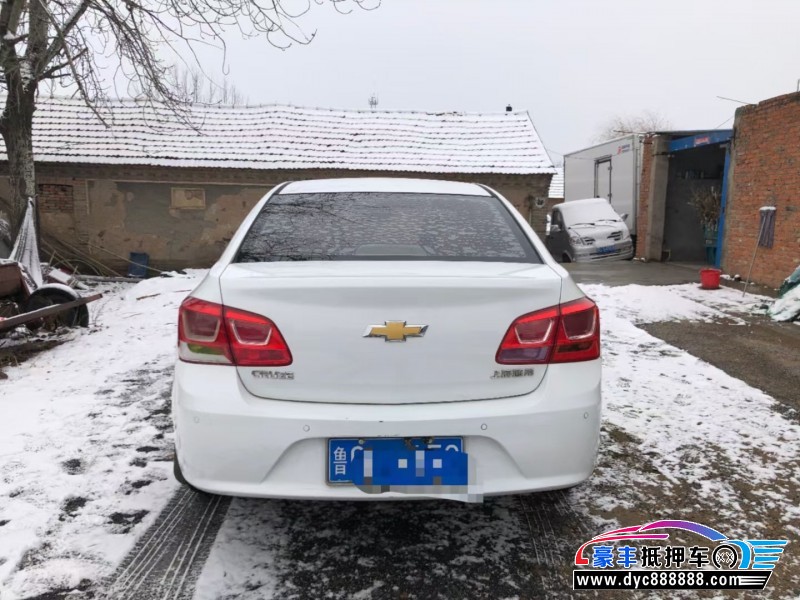 15年雪佛兰科鲁兹轿车抵押车出售