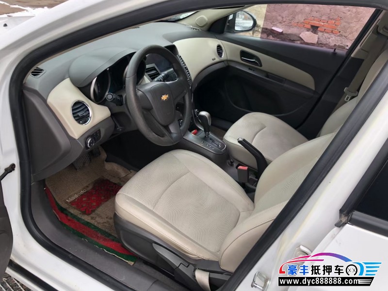 15年雪佛兰科鲁兹轿车抵押车出售