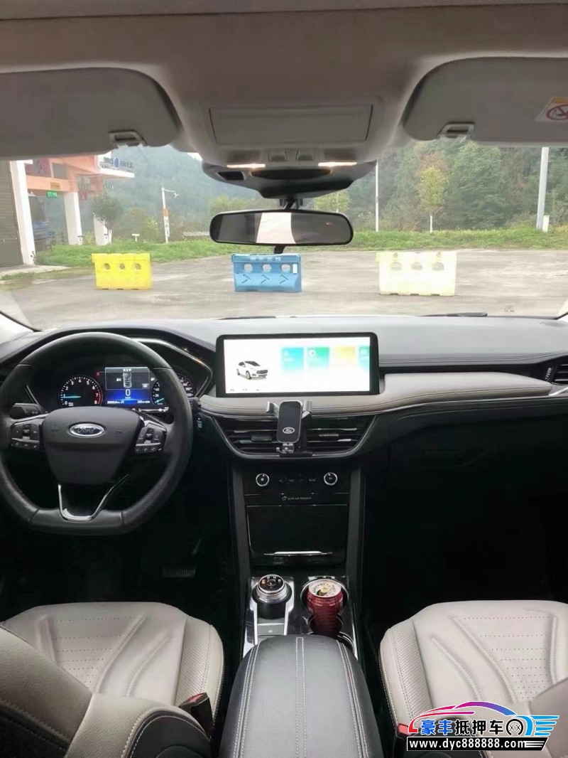 20年福特锐际轿车抵押车出售