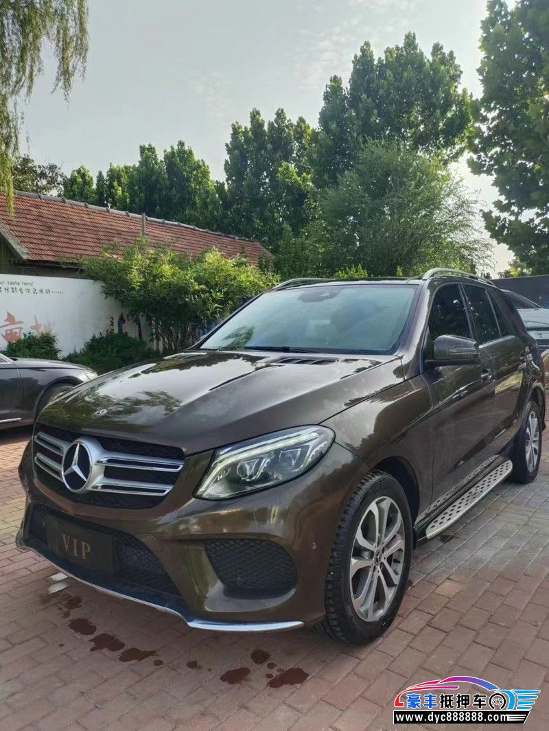18年奔驰GLE轿车抵押车出售