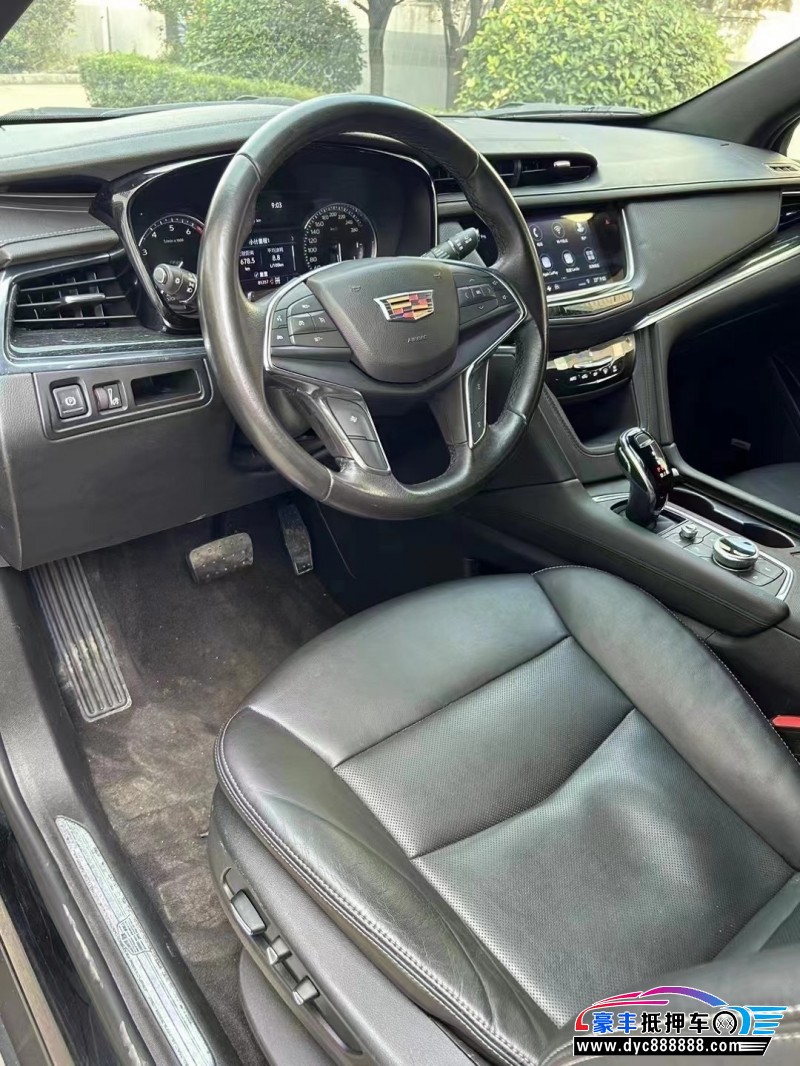 20年凯迪拉克XT5轿车抵押车出售