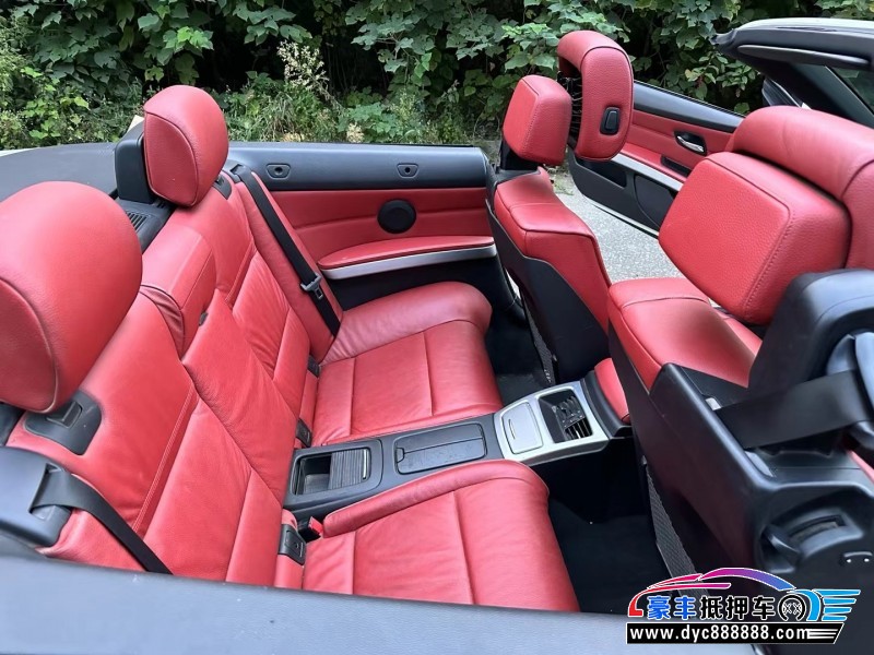 12年宝马1系轿车抵押车出售