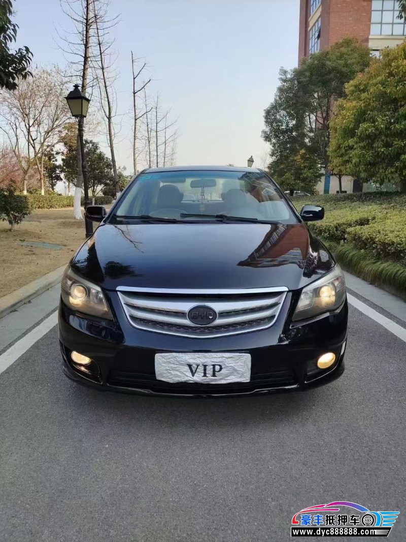 13年比亚迪l3轿车抵押车出售