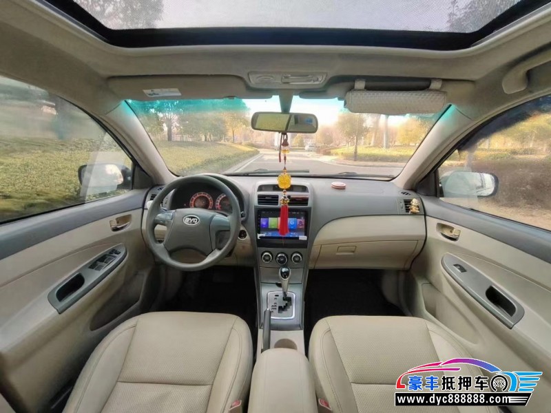 13年比亚迪l3轿车抵押车出售