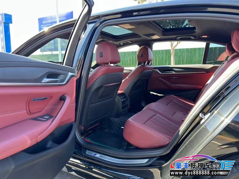 21年宝马5系轿车抵押车出售