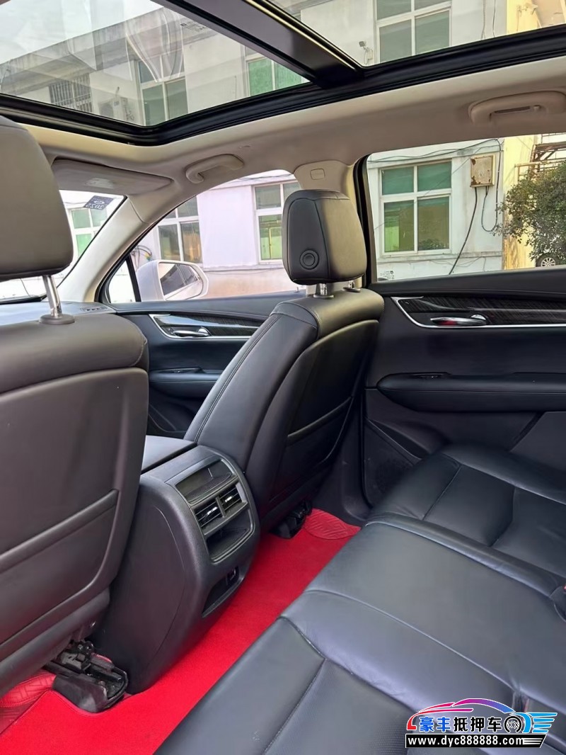 17年凯迪拉克XT5轿车抵押车出售