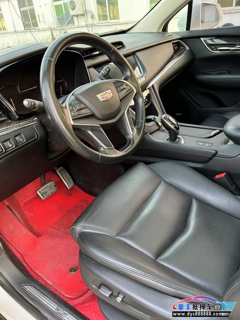 17年凯迪拉克XT5轿车抵押车出售
