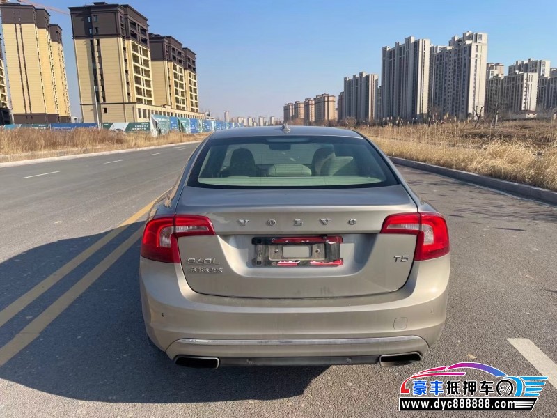 14年沃尔沃S60L轿车抵押车出售