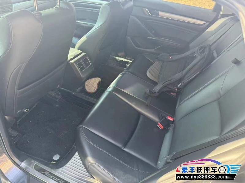 20年本田雅阁轿车抵押车出售