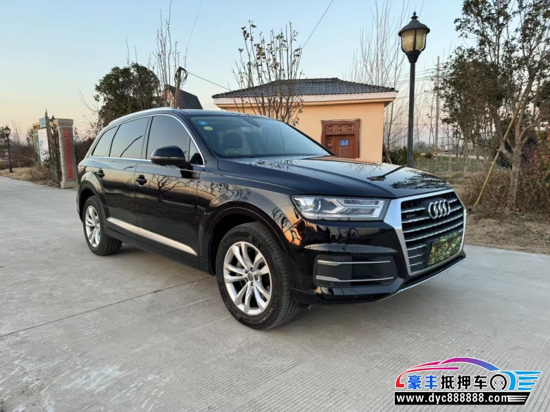 16年奥迪Q7轿车抵押车出售