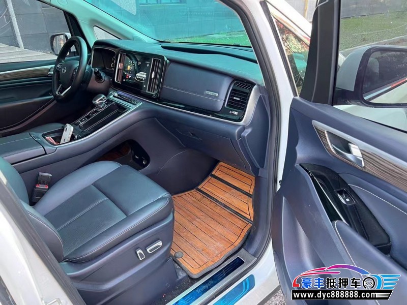 21年传祺M8轿车抵押车出售