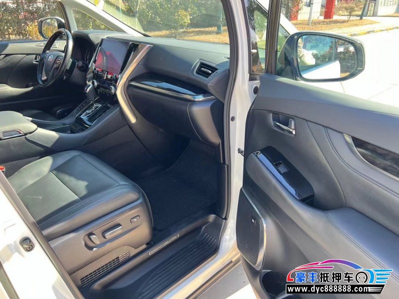 21年丰田威尔法轿车抵押车出售