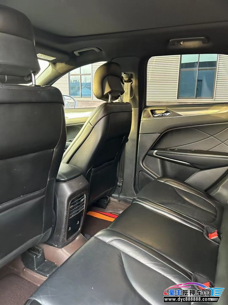 20年林肯MKC轿车抵押车出售