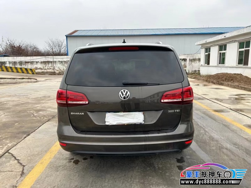 17年大众夏朗轿车抵押车出售