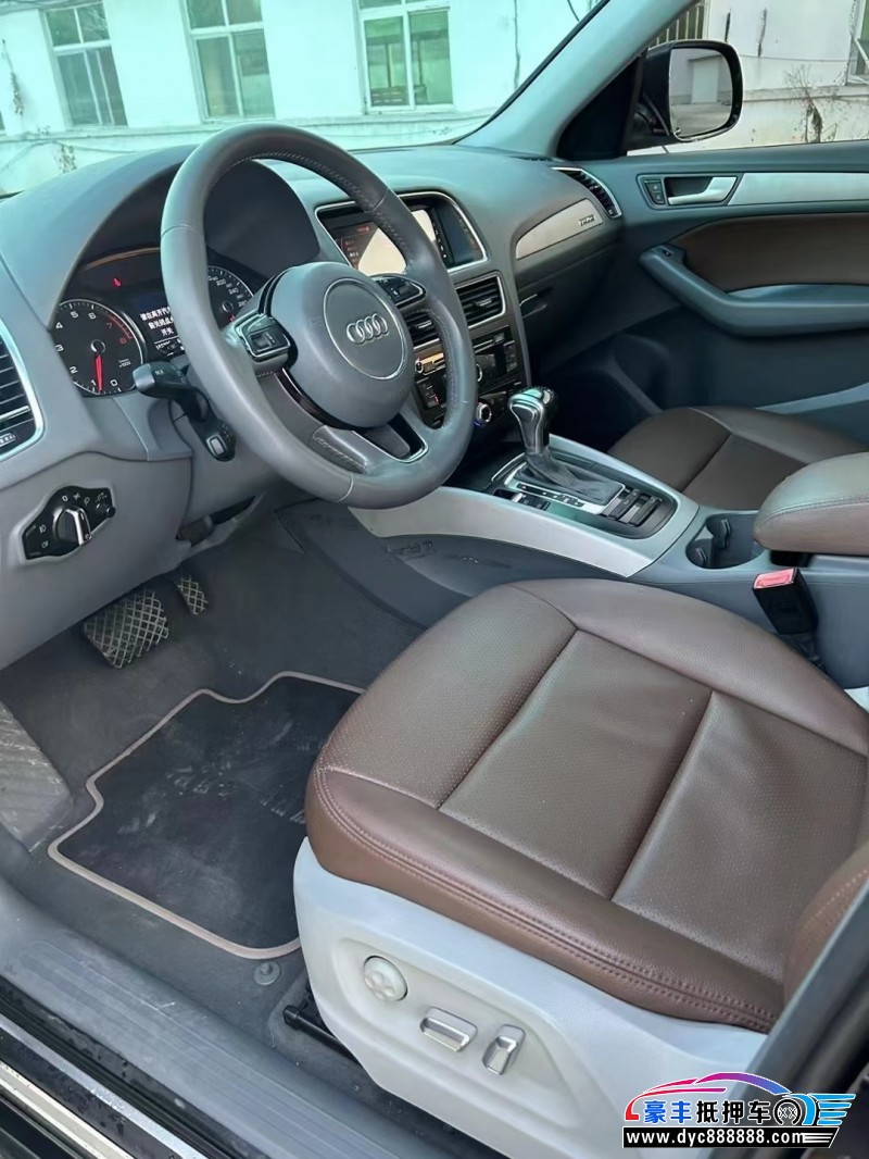 15年奥迪Q5轿车抵押车出售