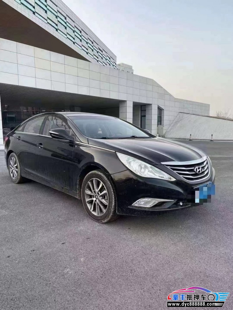 16年现代索纳塔轿车抵押车出售