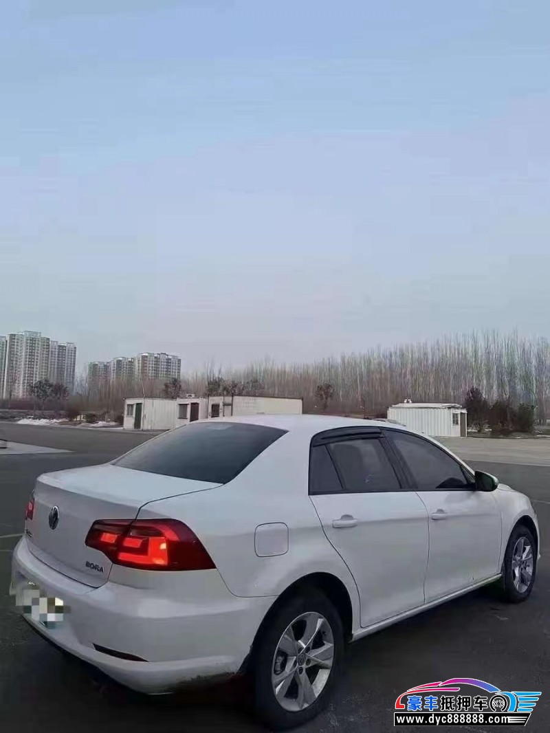 15年大众宝来轿车抵押车出售