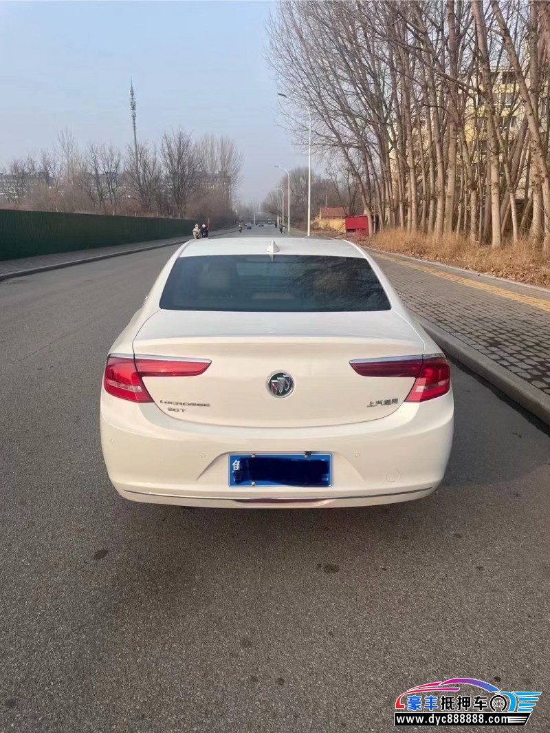 16年别克君威轿车抵押车出售