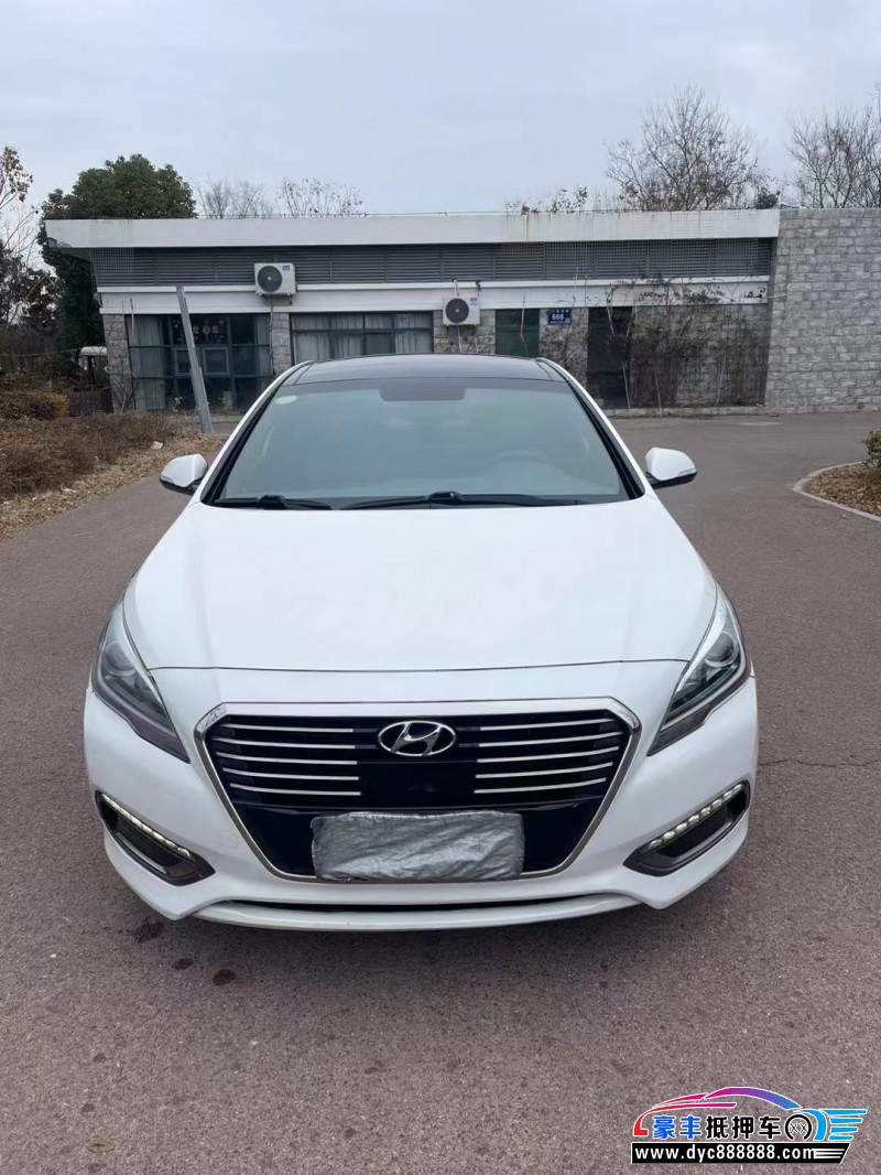 17年现代索纳塔九轿车抵押车出售