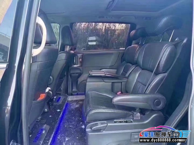 18年本田艾力绅轿车抵押车出售