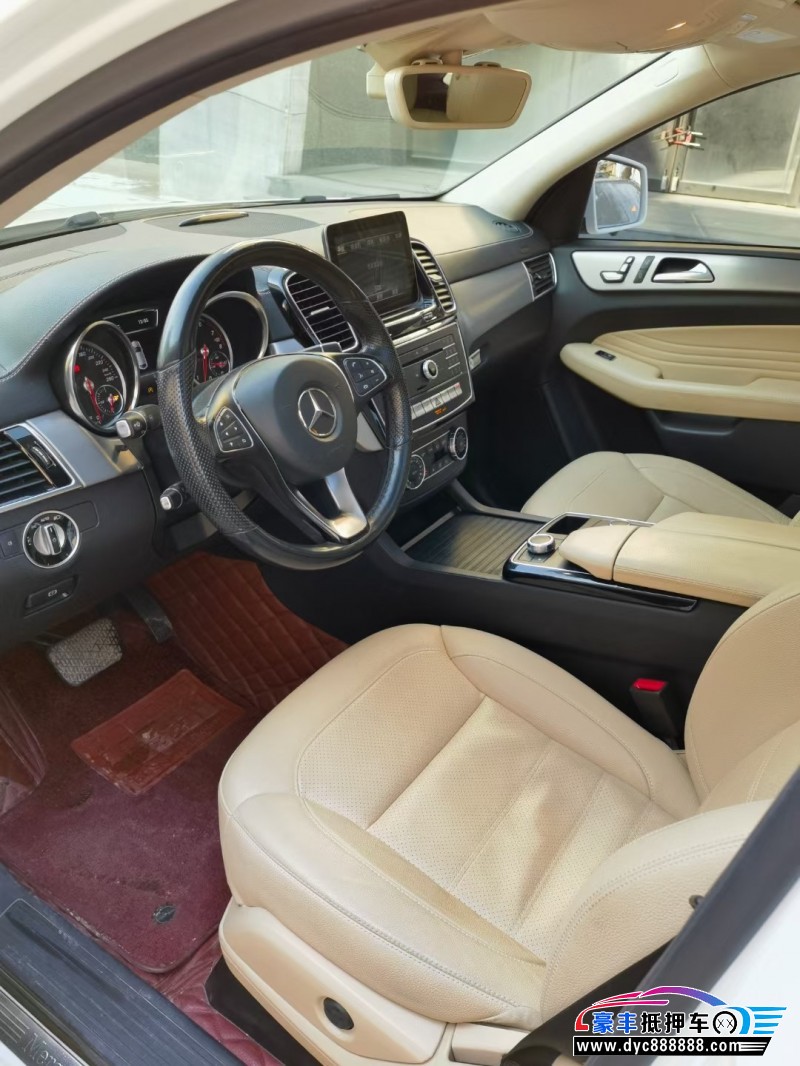 18年奔驰GLE轿车抵押车出售