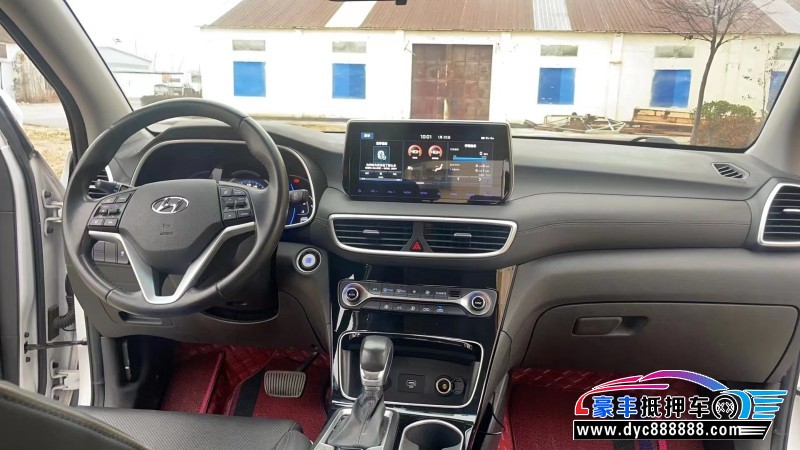 19年现代途胜轿车抵押车出售