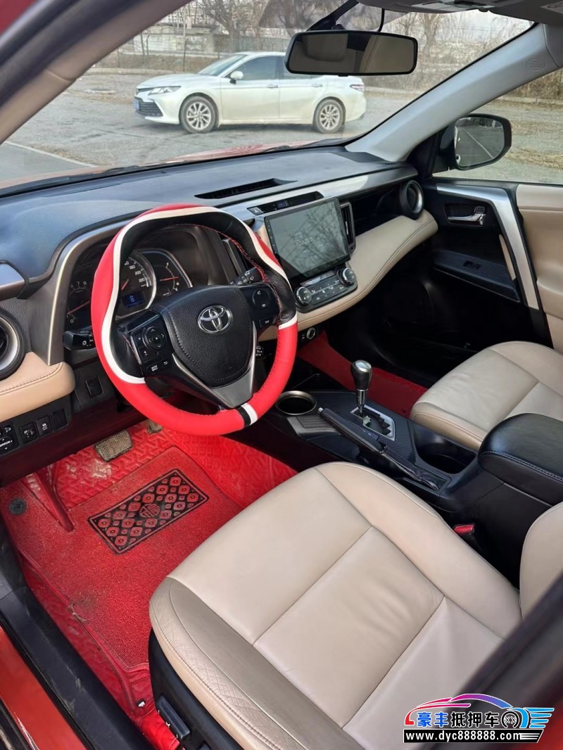 14年丰田RAV4荣放轿车抵押车出售