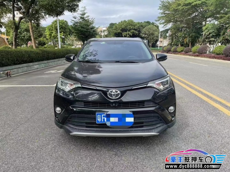 18年丰田RAV4轿车抵押车出售