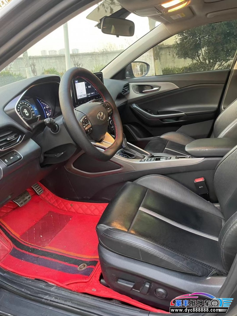 20年现代菲斯塔轿车抵押车出售