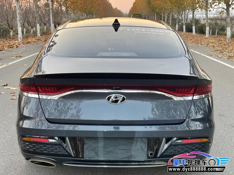 20年现代菲斯塔轿车抵押车出售