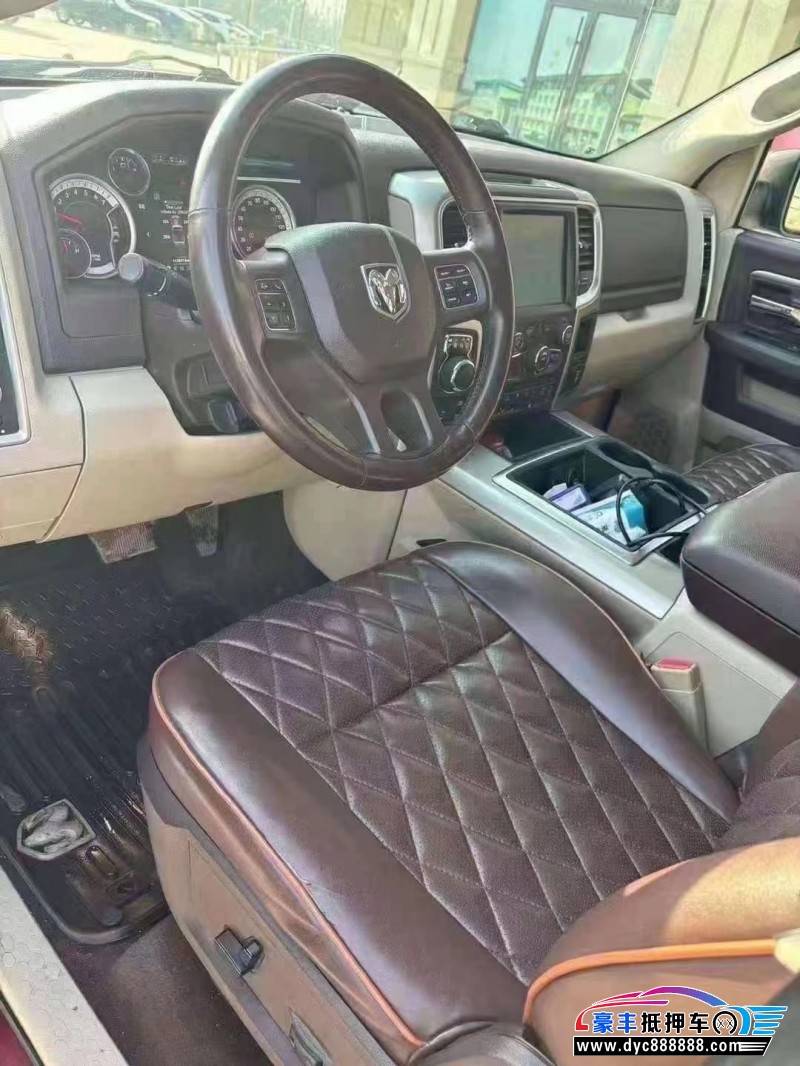 14年道奇公羊轿车抵押车出售