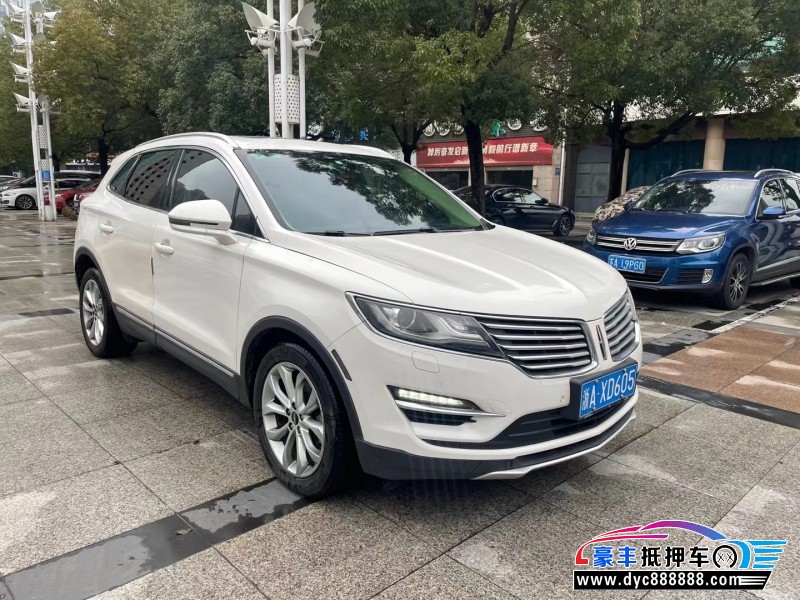 16年林肯MKC轿车抵押车出售