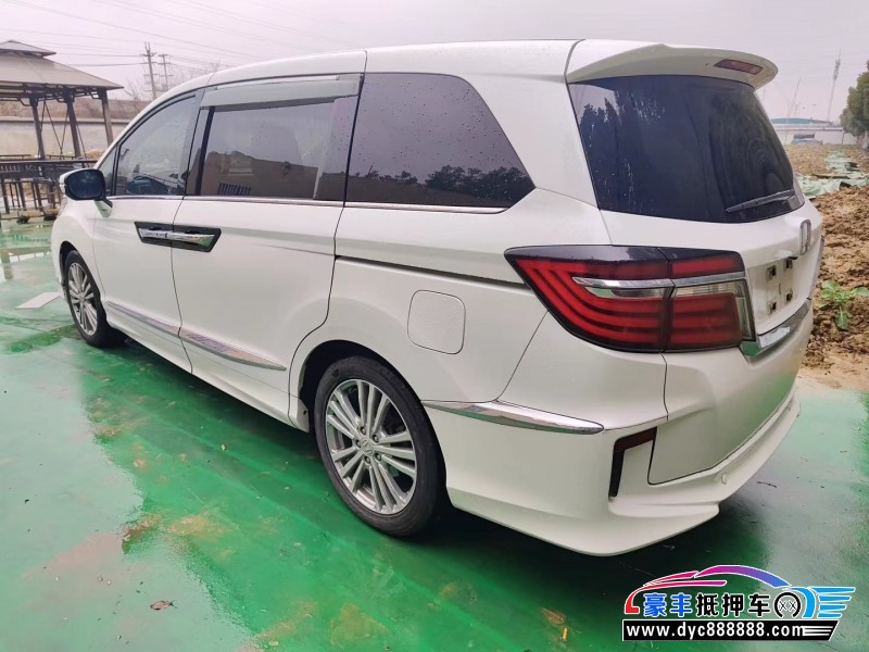 16年本田艾力绅轿车抵押车出售