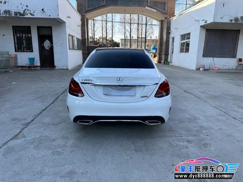 21年奔驰C轿车抵押车出售