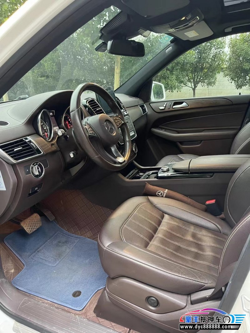 18年奔驰GLE轿车抵押车出售