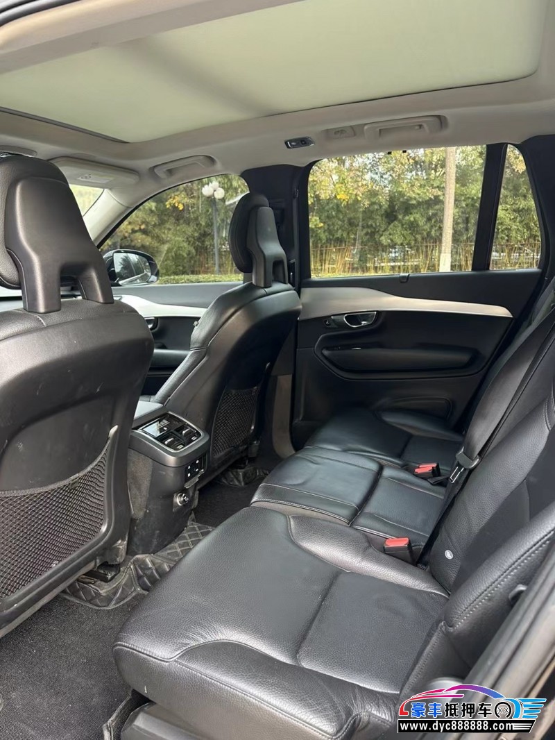 18年沃尔沃XC90轿车抵押车出售