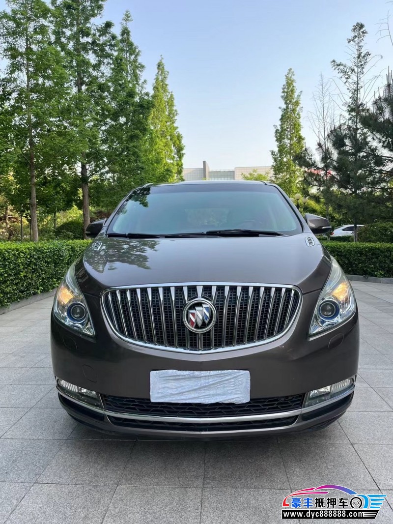 15年别克GL8轿车抵押车出售