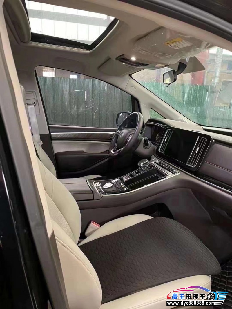 22年传祺M8轿车抵押车出售