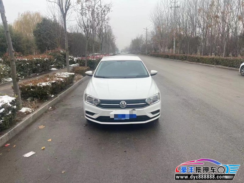 17年大众宝来轿车抵押车出售