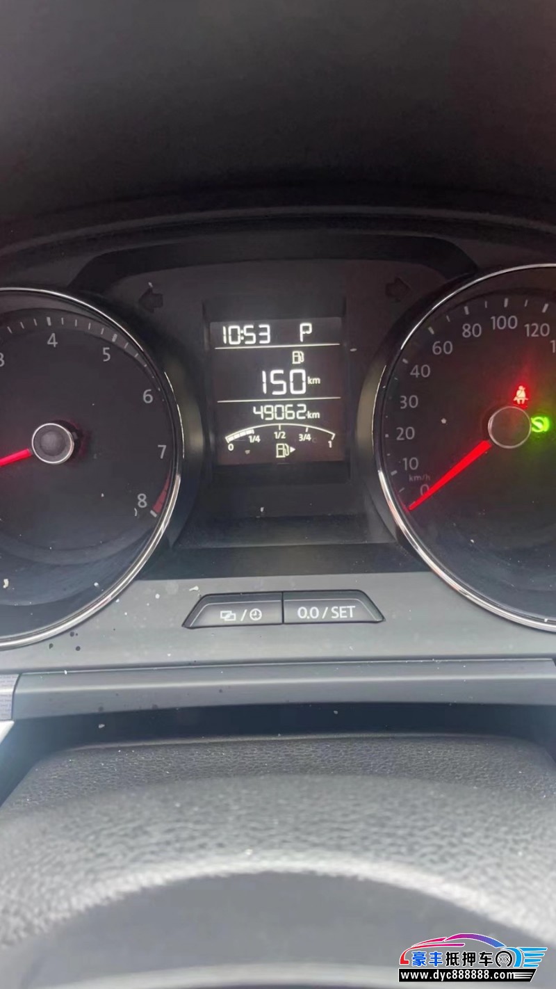 17年大众宝来轿车抵押车出售