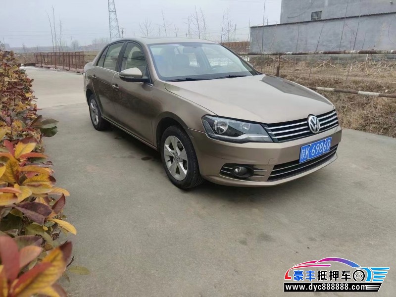 14年大众宝来轿车抵押车出售
